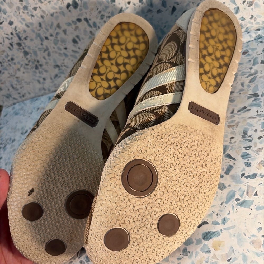 Coach Katelyn Signature Canvas Sneakers Tan Brown Lace Up Size 8.5 - Picture 7 of 7